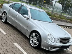 Silber Gebraucht 2005 Mercedes E350 Avantgarde Limousine | 14.500 € (Etwas zu teuer)