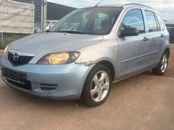Blau Gebraucht 2003 Mazda 2 Comfort Van / Kleinbus | 1.299 €