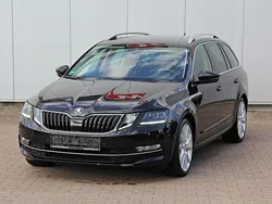 Schwarz Gebraucht 2017 Skoda Octavia Style Kombi | 11.900 € (Guter Preis)