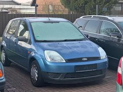 Blau Gebraucht 2002 Ford Fiesta Ambiente Kleinwagen | 1.790 € (Fairer Preis)