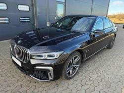Carbonschwarz metallic (metallic) Gebraucht 2019 BMW 750 M Sport Limousine | 44.939 € (Fairer Preis)
