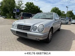 Silber Gebraucht 1997 Mercedes E240 Elegance Limousine | 1.700 € (Superpreis)