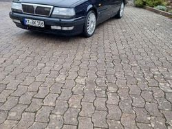 Blau Gebraucht 1993 Lancia Thema Limousine | 8.999 €