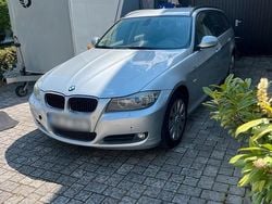 Silber Gebraucht 2012 BMW 320 Kombi | 3.999 € (Guter Preis)