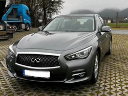 Grau Gebraucht 2015 Infiniti Q50 Limousine | 13.500 € (Superpreis)