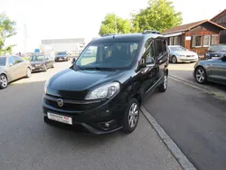 Schwarz Gebraucht 2016 Fiat Doblò Lounge Van / Kleinbus | 4.850 € (Guter Preis)
