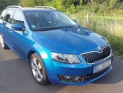 Blau Gebraucht 2015 Skoda Octavia Kombi | 12.600 € (Fairer Preis)