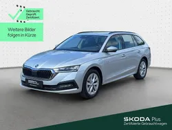 Silber Gebraucht 2023 Skoda Octavia Ambition Kombi | 24.930 € (Superpreis)