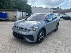 Grau Gebraucht 2022 VW ID.5 Pro Performance SUV | 27.790 € (Fairer Preis)