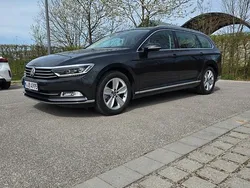 Grau Gebraucht 2019 VW Passat Highline Kombi | 16.000 € (Guter Preis)