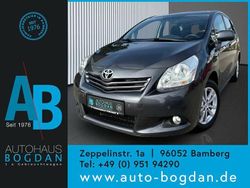 Grau Gebraucht 2010 Toyota Verso Edition Van / Kleinbus | 9.880 € (Teuer)