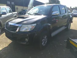 Schwarz Gebraucht 2013 Toyota HiLux Abholung | 11.999 € (Teuer)