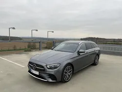 Grau Gebraucht 2020 Mercedes E220 AMG Kombi | 42.000 € (Teuer)
