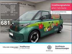 Bay leaf green (metallic) Gebraucht 2024 VW ID. Buzz Pro Van / Kleinbus | 69.880 €