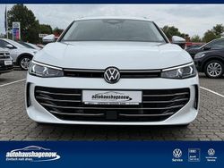 Weiß Gebraucht 2025 VW Passat Elegance Limousine | 35.900 € (Superpreis)