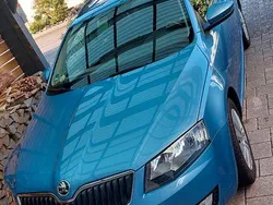 Blau Gebraucht 2015 Skoda Octavia Active Kombi | 11.000 € (Etwas zu teuer)