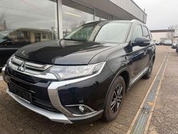 Schwarz Gebraucht 2018 Mitsubishi Outlander Edition SUV | 13.900 € (Superpreis)