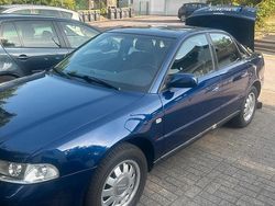 Blau Gebraucht 1999 Audi A4 Limousine | 3.800 € (Etwas zu teuer)