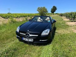 Schwarz Gebraucht 2014 Mercedes SLK250 Cabrio | 22.900 € (Fairer Preis)