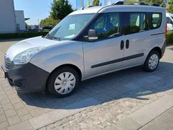 Silber Gebraucht 2018 Opel Combo S Van / Kleinbus | 9.790 € (Fairer Preis)
