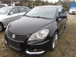 Schwarz Gebraucht 2011 Suzuki Kizashi Sport Limousine | 5.990 € (Fairer Preis)