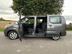 Grau Gebraucht 2021 Opel Combo Edition Van / Kleinbus | 10.500 € (Fairer Preis)