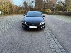 Schwarz Gebraucht 2017 Skoda Octavia RS Kombi | 19.999 € (Etwas zu teuer)