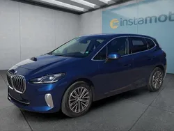 Blau Gebraucht 2023 BMW 218 Active Tourer Van / Kleinbus | 27.499 € (Fairer Preis)