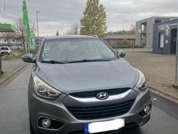 Grau Gebraucht 2014 Hyundai ix35 SUV | 9.000 € (Fairer Preis)