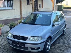 Silber Gebraucht 2000 VW Polo Kleinwagen | 1.500 €