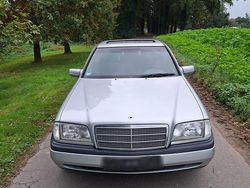 Silber Gebraucht 1996 Mercedes C180 Limousine | 1.450 € (Superpreis)