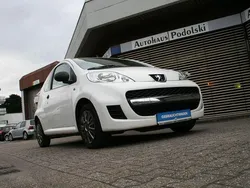 Weiß Gebraucht 2009 Peugeot 107 Filou Kleinwagen | 3.490 € (Etwas zu teuer)