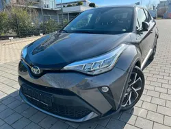 Grau Gebraucht 2022 Toyota C-HR Team SUV | 21.980 € (Fairer Preis)