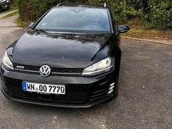 Schwarz Gebraucht 2016 VW Golf VII GTD Kombi | 9.200 €