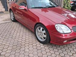 Rot Gebraucht 2000 Mercedes SLK200 Cabrio | 2.555 € (Guter Preis)