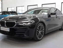 Schwarz ii/bonnet fluid black Gebraucht 2022 BMW 530 Performance Limousine | 36.990 € (Guter Preis)