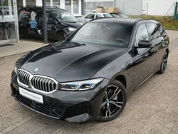 Schwarz Gebraucht 2024 BMW 330e M Sport Kombi | 42.699 € (Fairer Preis)