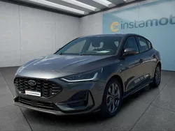Grau Neu 2025 Ford Focus ST-Line Limousine | 26.049 € (Guter Preis)