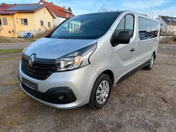 Grau Gebraucht 2018 Renault Trafic Expression Van | 12.990 €