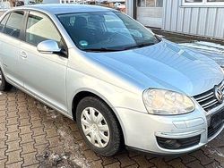 Silber Gebraucht 2009 VW Jetta Trendline Limousine | 3.900 € (Superpreis)