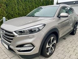 Beige Gebraucht 2016 Hyundai Tucson Premium SUV | 11.999 €
