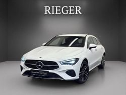 Weiß Gebraucht 2024 Mercedes CLA220 Shooting Brake Progressive Kombi | 31.899 € (Guter Preis)