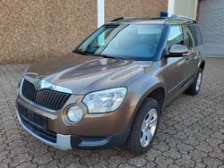 Braun Gebraucht 2010 Skoda Yeti SUV | 5.799 € (Fairer Preis)