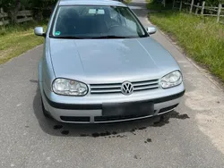 Silber Gebraucht 2001 VW Golf IV Kleinwagen | 1.500 € (Guter Preis)