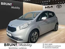 Funkelndes silber Gebraucht 2016 Kia Venga DREAM-TEAM Edition Kleinwagen | 11.980 € (Fairer Preis)