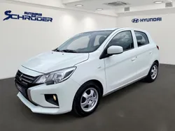 Weiß Gebraucht 2020 Mitsubishi Space Star Basis Limousine | 7.250 € (Fairer Preis)