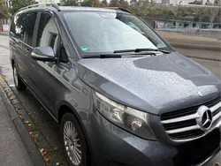 Grau Gebraucht 2015 Mercedes V250 Van / Kleinbus | 28.500 € (Guter Preis)