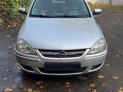 Silber Gebraucht 2006 Opel Corsa Kleinwagen | 1.600 € (Guter Preis)