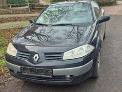 Schwarz Gebraucht 2005 Renault Mégane Cabriolet Cabrio | 1.600 € (Fairer Preis)