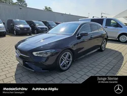 Lack kosmosschwarz (metallic) Gebraucht 2024 Mercedes CLA200 AMG Kombi | 37.259 € (Etwas zu teuer)